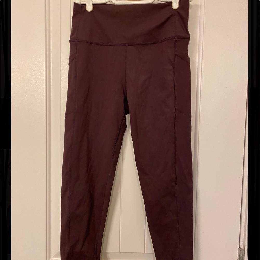 Cropped Zyia Brilliant legging with pockets